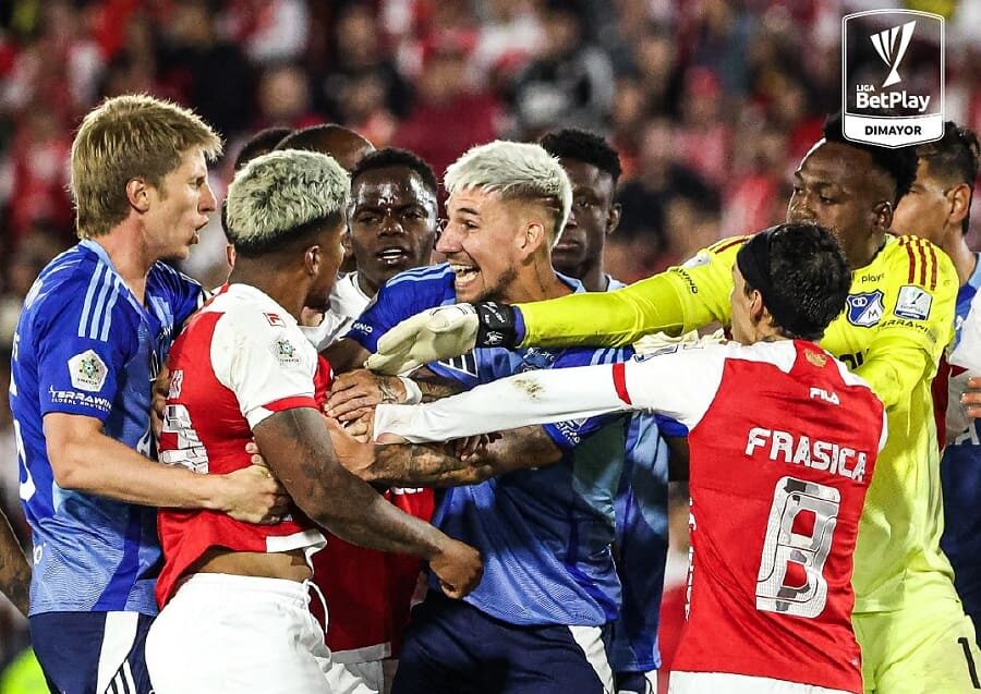 Apuestas en Millonarios vs Santa Fe, juego adelantado Apertura Liga Betplay 2025